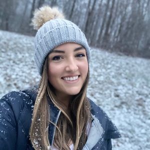 Meet your Posher, Dolly